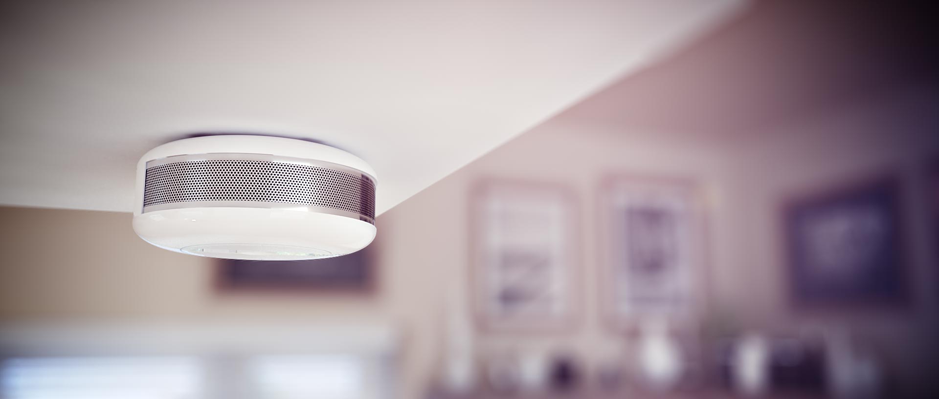 Smart home smoke sensor, ceiling and wall mountable